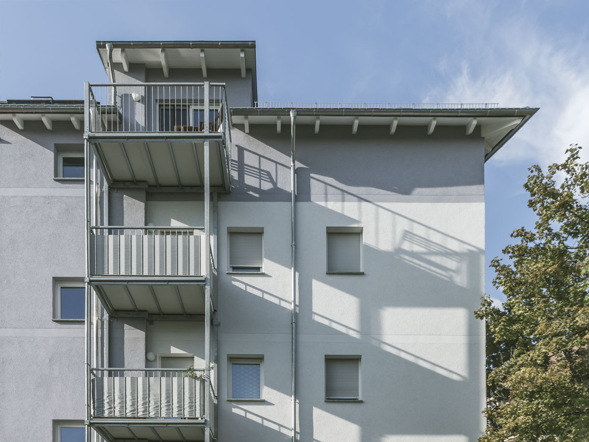 Sanierung Mehrfamilienhaus mit 4 Etagen in Halle Saale mit 4 Eigentumswohnungen zum Verkauf